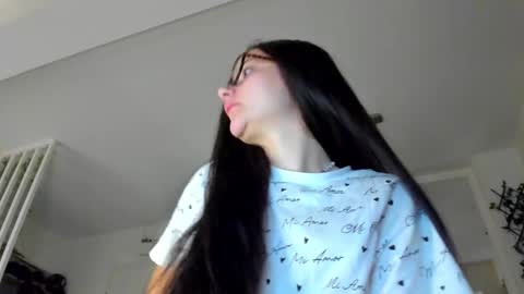 Ir s room online show from December 5, 5:49 am