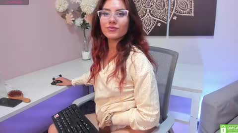 Iris Rosse online show from January 18, 3:20 am