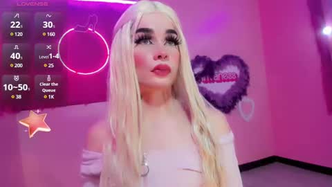 Snapshot of irina_lechera_ chatting on January 8, 9:34 pm Irina online show from January 8, 9:34 pm