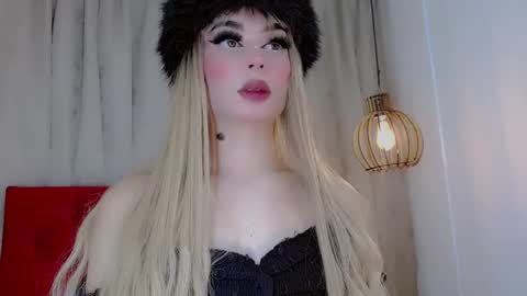 Snapshot of irina_lechera_ chatting on March 1, 8:21 pm Irina online show from March 1, 8:21 pm