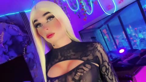 Snapshot of irina_lechera_ chatting on September 13, 7:24 pm Irina online show from September 13, 7:24 pm