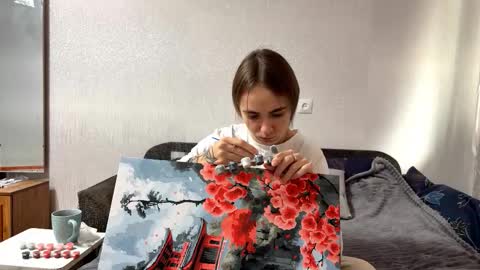 Evie online show from September 30, 9:03 am