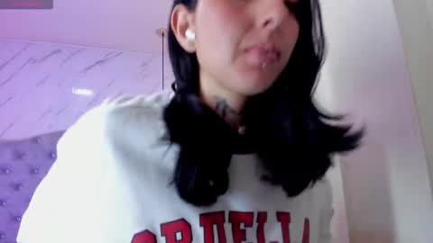 iris_77 online show from October 12, 7:13 pm