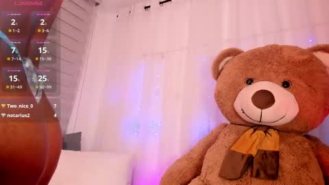 iris_hottt0 online show from April 29, 1:43 am