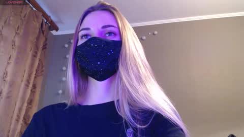 Snapshot of iris_lave chatting on September 8, 4:17 pm Lily online show from September 8, 4:17 pm