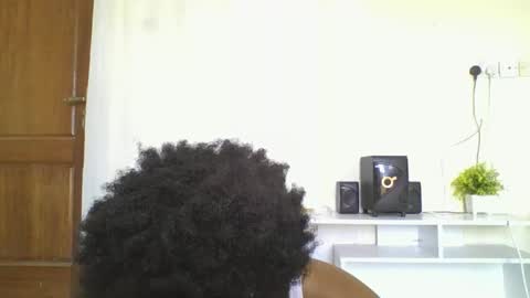 Snapshot of iris_love2 chatting on January 19, 1:15 pm iris_love2 online show from January 19, 1:15 pm