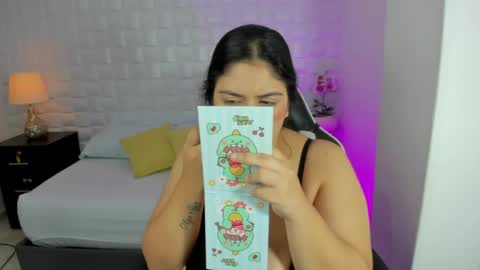 Snapshot of iris_torrez chatting on April 27, 11:52 am Iris online show from April 27, 11:52 am