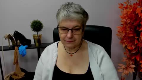 I R I S online show from December 20, 7:12 am