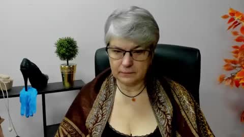 I R I S online show from January 30, 7:18 am