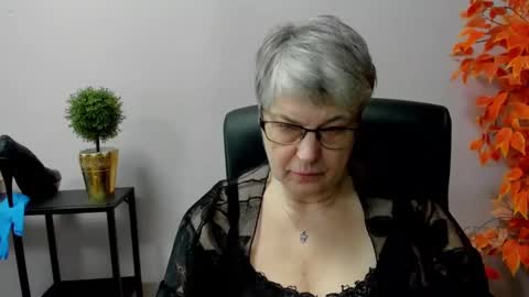 I R I S online show from March 10, 10:48 am