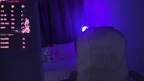 irisbeel online show from April 14, 4:07 am