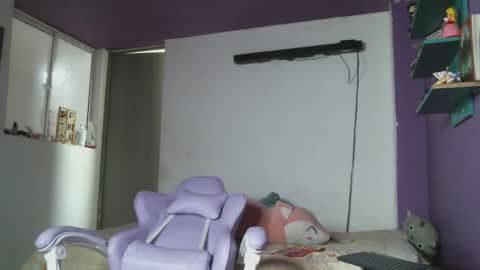 Camilla online show from March 9, 2:54 pm