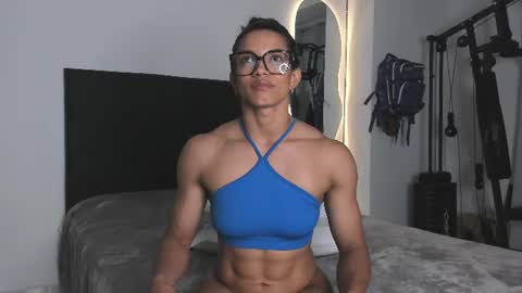 Snapshot of irismuscle chatting on July 23, 10:40 pm irismuscle online show from July 23, 10:40 pm