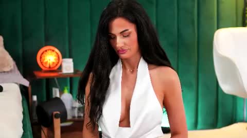 Snapshot of irisnightshade chatting on June 23, 3:26 am Maria online show from June 23, 3:26 am