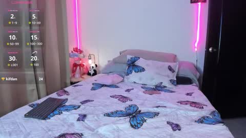 Snapshot of iriss_1 chatting on November 12, 9:36 pm Iriss online show from November 12, 9:36 pm