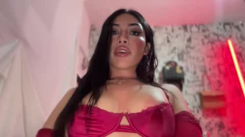 iriss_fox online show from February 15, 7:51 am