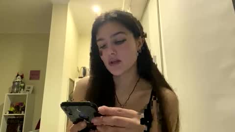 irisss31 online show from May 4, 6:37 pm