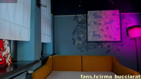 irma_bucciarati online show from October 6, 7:06 am