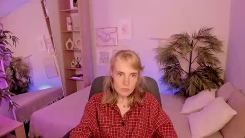 Snapshot of irmaronn chatting on June 17, 8:28 am Irma online show from June 17, 8:28 am