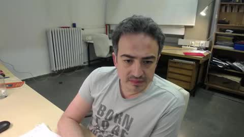 Snapshot of ironchrome chatting on May 22, 9:04 am IronChrome online show from May 22, 9:04 am
