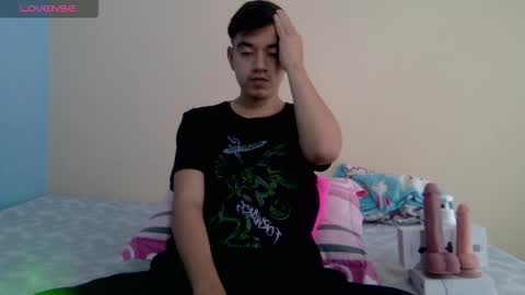 irondante01 online show from March 20, 12:10 pm