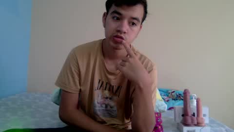 irondante01 online show from April 13, 12:10 pm