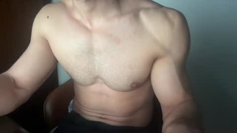 Snapshot of ironman0369 chatting on December 29, 3:11 am ironman0369 online show from December 29, 3:11 am