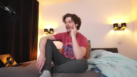 Sam online show from January 19, 3:27 pm