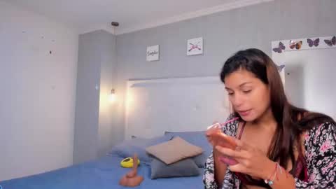 is_a_bell online show from October 8, 2:04 pm