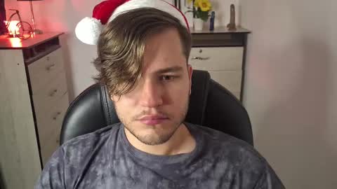 Snapshot of is_jesus chatting on December 14, 9:56 pm Jess online show from December 14, 9:56 pm