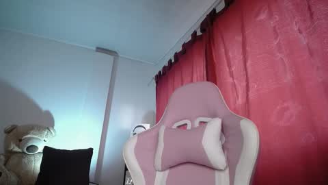 Isabella  online show from October 7, 11:18 am