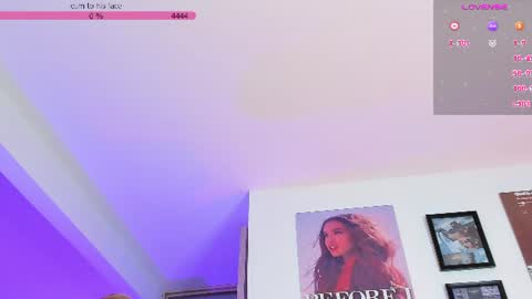 Snapshot of isa_greey chatting on June 19, 2:49 am isabella online show from June 19, 2:49 am