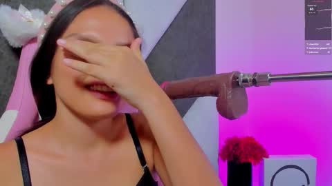 isa_kolins online show from February 4, 6:36 pm