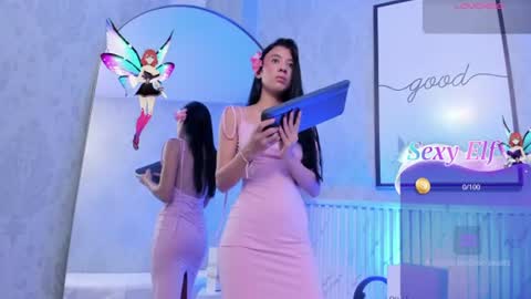 Snapshot of isa_little4u chatting on July 10, 10:18 am online show from July 10, 10:18 am
