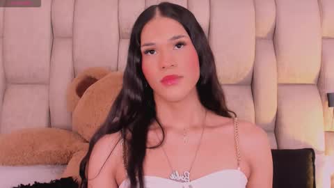 Isa  online show from February 22, 4:02 am