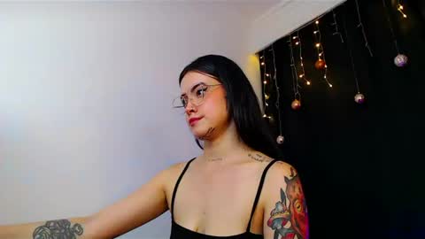       online show from December 31, 5:00 am