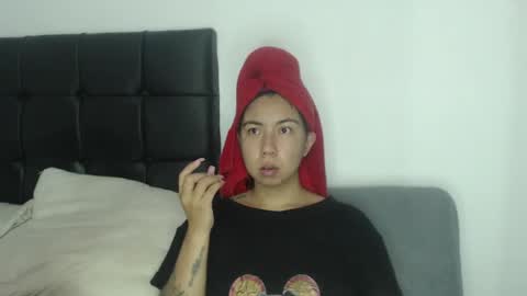 Isa online show from December 3, 2:36 am