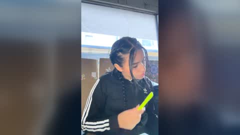 isaa_diamond online show from April 15, 1:29 pm