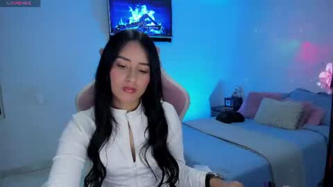 Snapshot of isaa_diamond chatting on June 13, 3:15 am isaa_diamond online show from June 13, 3:15 am