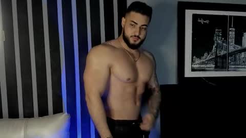 Isaac online show from October 24, 10:39 pm