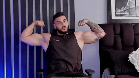 Isaac online show from November 30, 9:30 pm