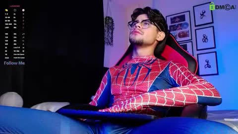 Isaac Saenz. online show from December 14, 10:03 pm