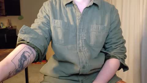 Snapshot of isaac_sheffield chatting on April 29, 10:19 am isaac online show from April 29, 10:19 am