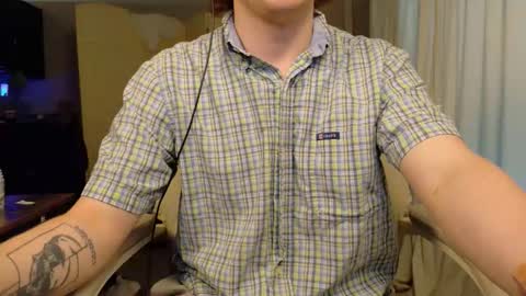 Snapshot of isaac_sheffield chatting on May 30, 11:51 am isaac online show from May 30, 11:51 am
