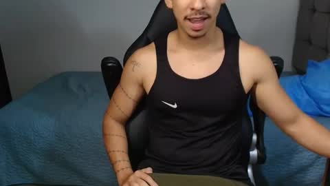 Snapshot of isaac_sttone01 chatting on May 14, 6:26 pm muscle isaac online show from May 14, 6:26 pm