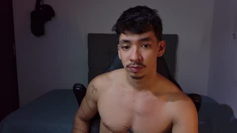 muscle isaac online show from June 12, 1:04 am