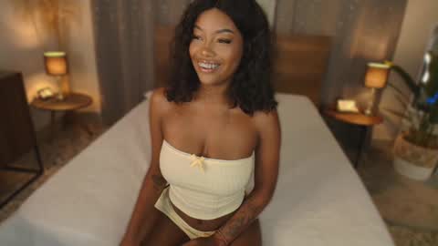 Isaa Coleman online show from October 30, 8:53 pm