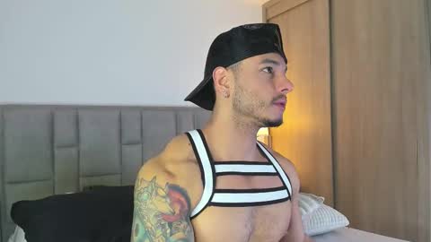 Isaac Surez online show from February 14, 8:38 pm