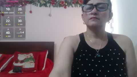 Isabeel Sofia online show from October 25, 4:57 pm