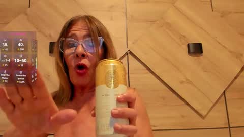 Snapshot of isabelagomez1 chatting on November 21, 4:00 am Isabela online show from November 21, 4:00 am